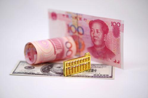 2025年上半年，泉州市召开新兵入伍欢送大会